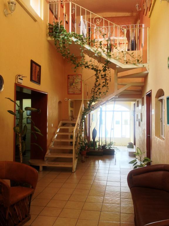 Residencia Los Angeles Bed & Breakfast Guadalajara Eksteriør bilde